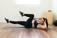 Bicycle crunches. (Image credits: Freepik)